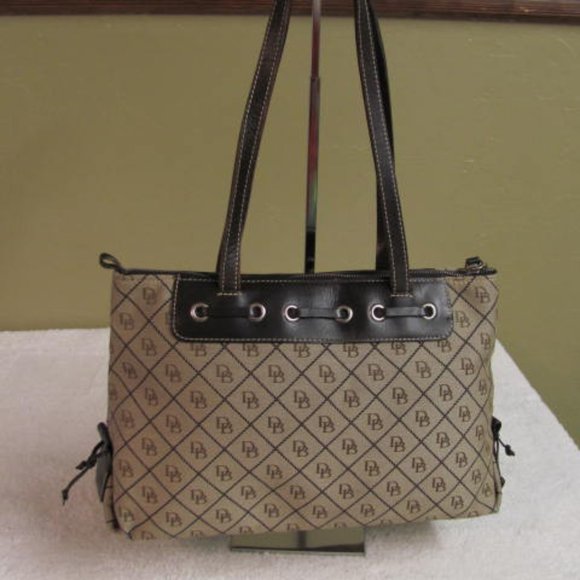 Dooney Bourke Vintage Women’s Brown and Beige Canvas handbag Leather trim - Picture 7 of 14